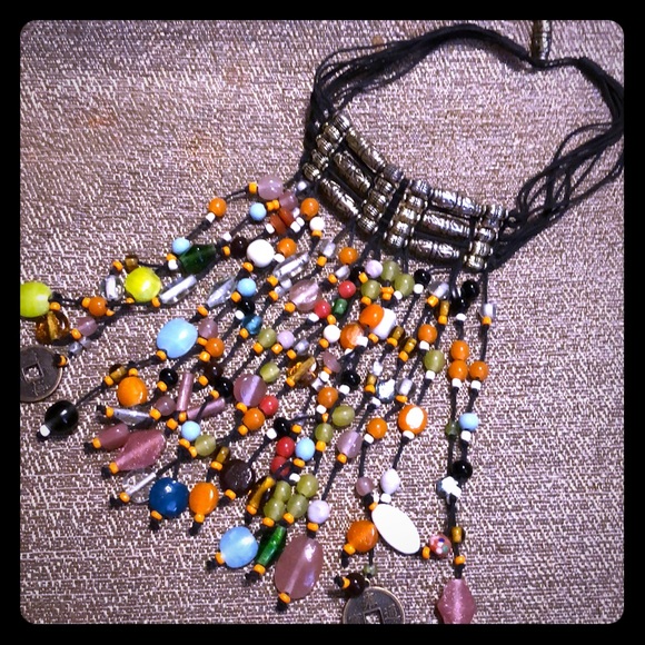 Beaded Necklace - Picture 1 of 8